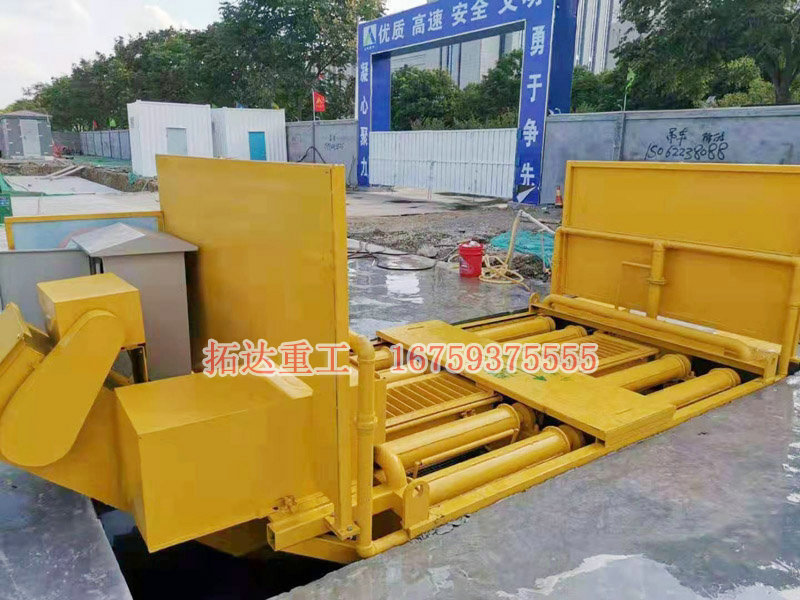 八軸滾軸式洗車(chē)機